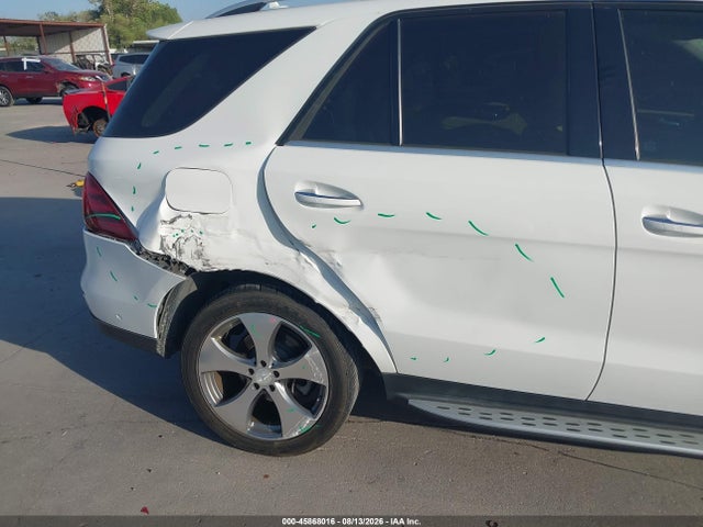 2016 Mercedes-benz Gle 350 მანქანა იყიდება აუქციონზე, vin: 4JGDA5JB8GA811749, აუქციონის ნომერი: 45868016