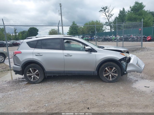 2018 Toyota Rav4 Xle მანქანა იყიდება აუქციონზე, vin: 2T3WFREV5JW422408, აუქციონის ნომერი: 45868068