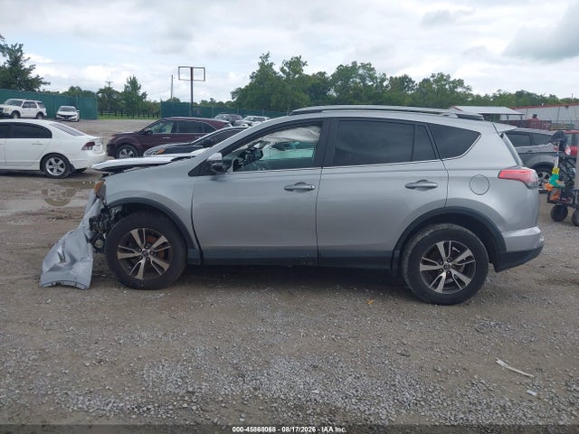 2018 Toyota Rav4 Xle მანქანა იყიდება აუქციონზე, vin: 2T3WFREV5JW422408, აუქციონის ნომერი: 45868068