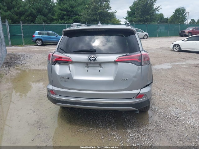 2018 Toyota Rav4 Xle მანქანა იყიდება აუქციონზე, vin: 2T3WFREV5JW422408, აუქციონის ნომერი: 45868068