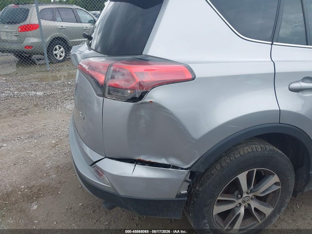 2018 Toyota Rav4 Xle მანქანა იყიდება აუქციონზე, vin: 2T3WFREV5JW422408, აუქციონის ნომერი: 45868068