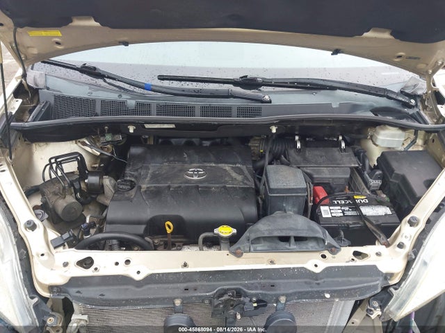 2011 Toyota Sienna Limited V6 მანქანა იყიდება აუქციონზე, vin: 5TDYK3DC7BS030339, აუქციონის ნომერი: 45868094