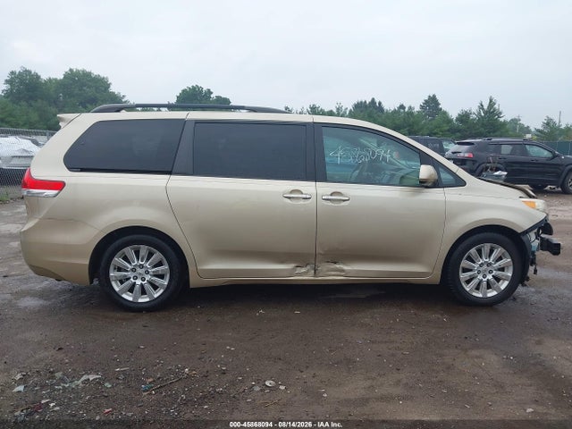 2011 Toyota Sienna Limited V6 მანქანა იყიდება აუქციონზე, vin: 5TDYK3DC7BS030339, აუქციონის ნომერი: 45868094