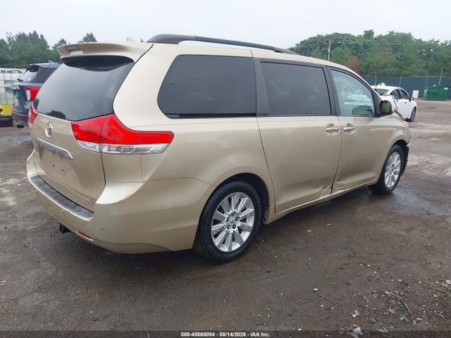 2011 Toyota Sienna Limited V6 მანქანა იყიდება აუქციონზე, vin: 5TDYK3DC7BS030339, აუქციონის ნომერი: 45868094