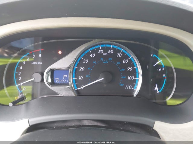 2011 Toyota Sienna Limited V6 მანქანა იყიდება აუქციონზე, vin: 5TDYK3DC7BS030339, აუქციონის ნომერი: 45868094