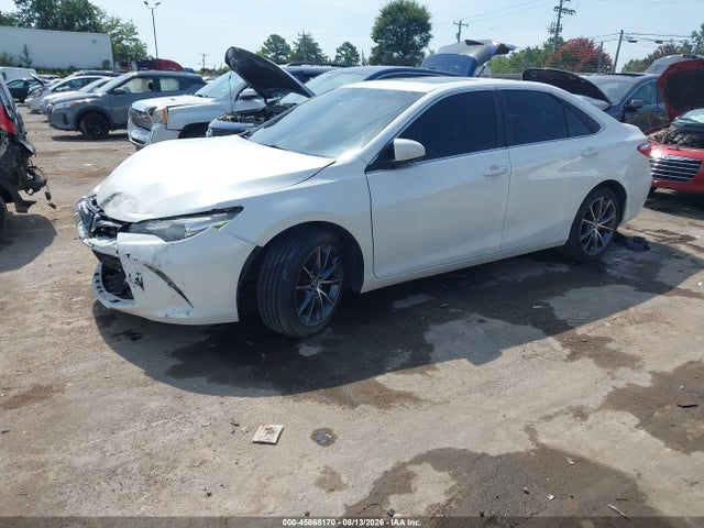 45868170 :رقم المزاد ، 4T1BF1FK9FU923368 vin ، 2015 Toyota Camry Xse مزاد بيع