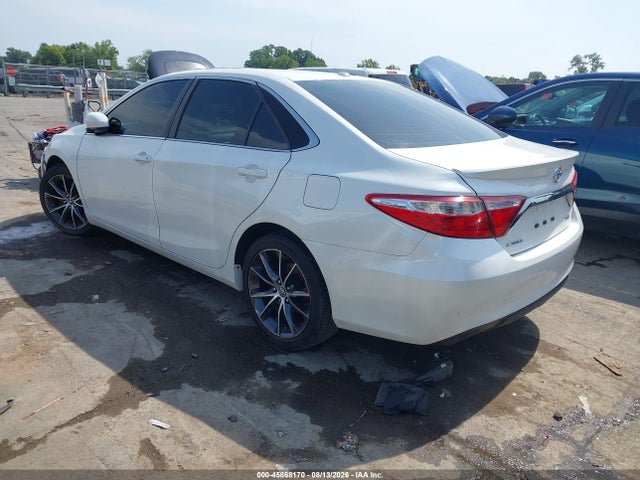45868170 :رقم المزاد ، 4T1BF1FK9FU923368 vin ، 2015 Toyota Camry Xse مزاد بيع