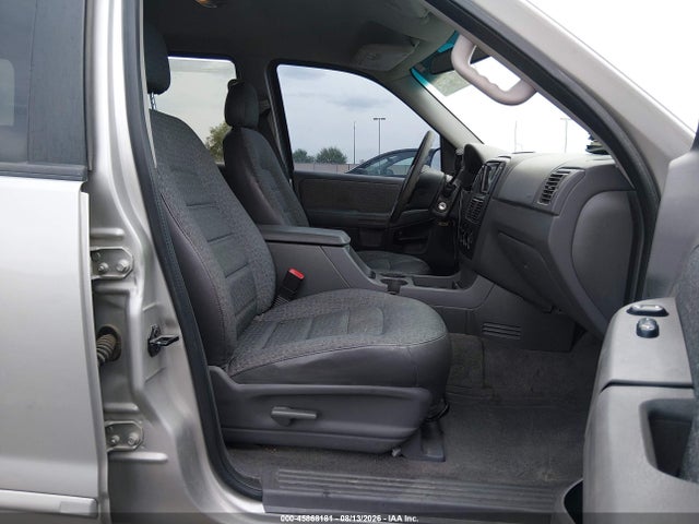 45868181 :رقم المزاد ، 1FMZU62K92ZC62638 vin ، 2002 Ford Explorer Xls مزاد بيع