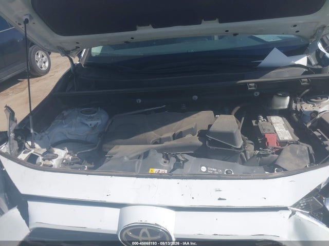 2022 Toyota Rav4 Le მანქანა იყიდება აუქციონზე, vin: 2T3H1RFV1NW215106, აუქციონის ნომერი: 45868193