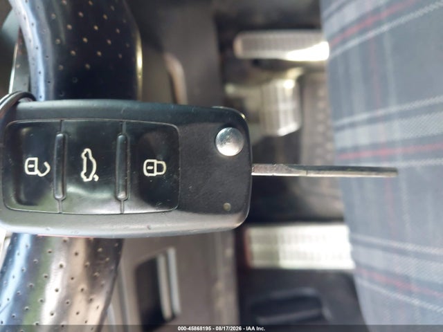 Продаж на аукціоні авто 2013 Volkswagen Gti 2-door, vin: WVWFD7AJ1DW125655, номер лоту: 45868195