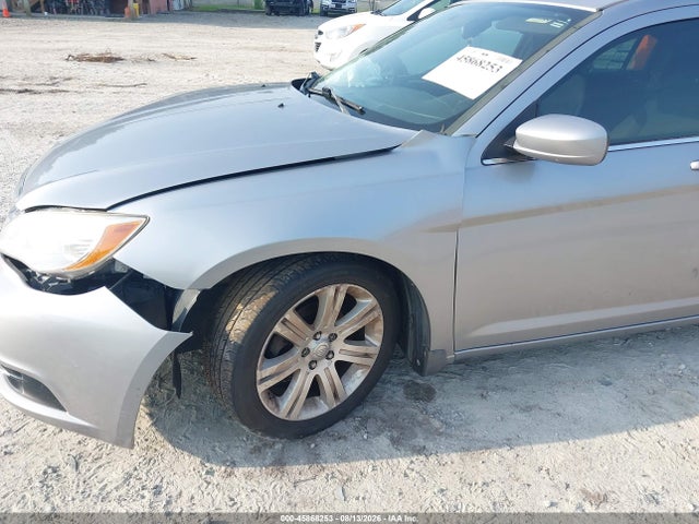 Aukcja sprzedaży 2013 Chrysler 200 Lx, vin: 1C3CCBAB5DN671225, numer aukcji: 45868253