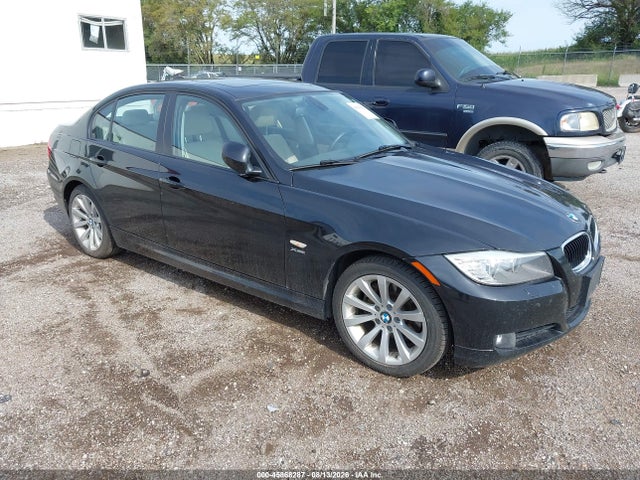 45868287 :رقم المزاد ، WBAPK7G59BNN85750 vin ، 2011 Bmw 328i Xdrive مزاد بيع