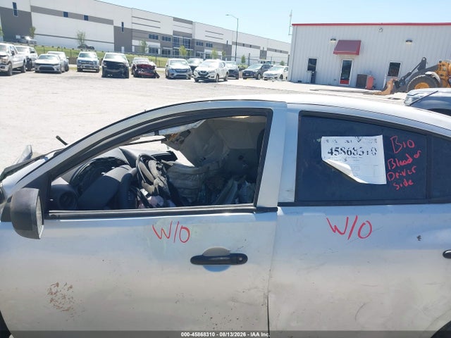 45868310 :رقم المزاد ، 3N1CN7AP6FL942829 vin ، 2015 Nissan Versa 1.6 S مزاد بيع