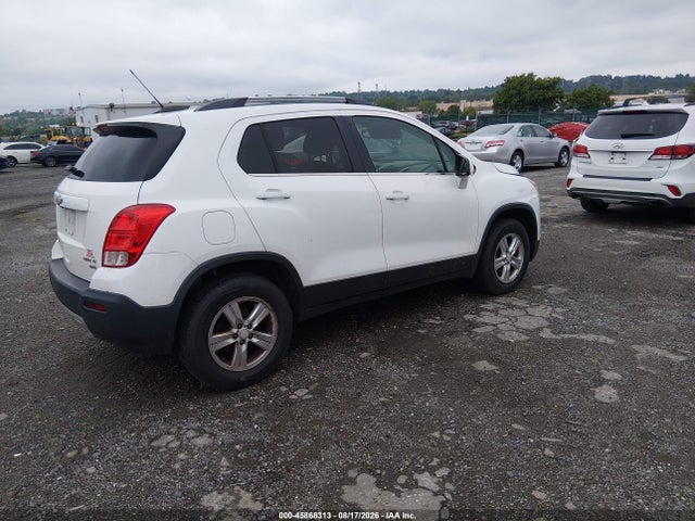 Chevrolet Trax Lt 2016 3GNCJPSB8GL160648 Image 4