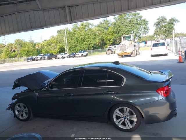 45868323 :رقم المزاد ، WBA8B9C59JEE81041 vin ، 2018 Bmw 330i مزاد بيع