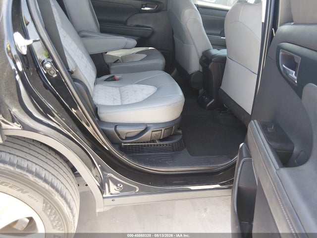 Продаж на аукціоні авто 2023 Toyota Highlander Hybrid Xle Bronze, vin: 5TDAARAH7PS016701, номер лоту: 45868328