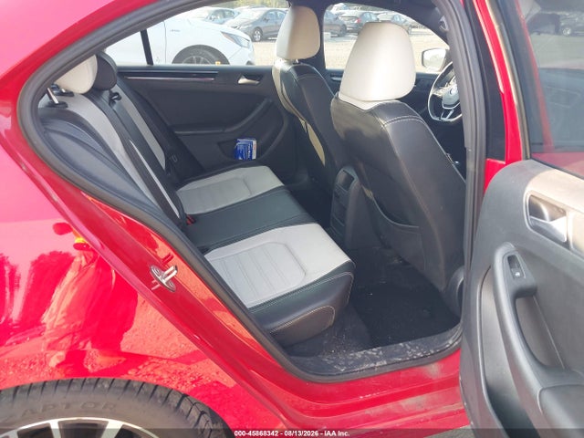 2015 Volkswagen Jetta 1.8t Sport მანქანა იყიდება აუქციონზე, vin: 3VWD17AJ3FM416139, აუქციონის ნომერი: 45868342
