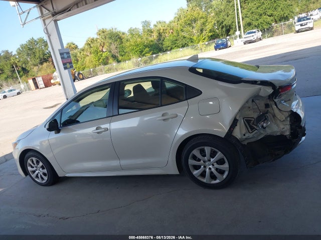 Продажа на аукционе авто 2021 Toyota Corolla Le, vin: JTDEPMAE9MJ136792, номер лота: 45868376