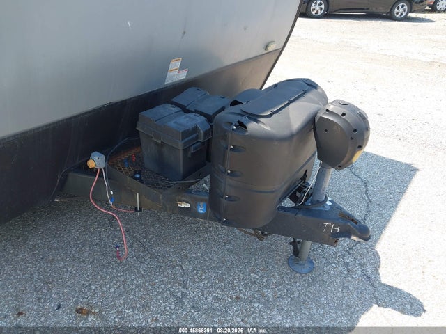 45868391 :رقم المزاد ، 1UJBJSBJ7L1V10061 vin ، 2020 Jayco Octane Sl 161 مزاد بيع