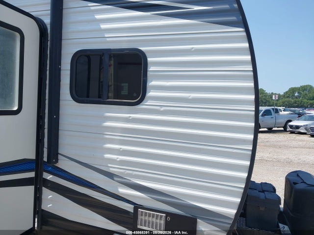 45868391 :رقم المزاد ، 1UJBJSBJ7L1V10061 vin ، 2020 Jayco Octane Sl 161 مزاد بيع