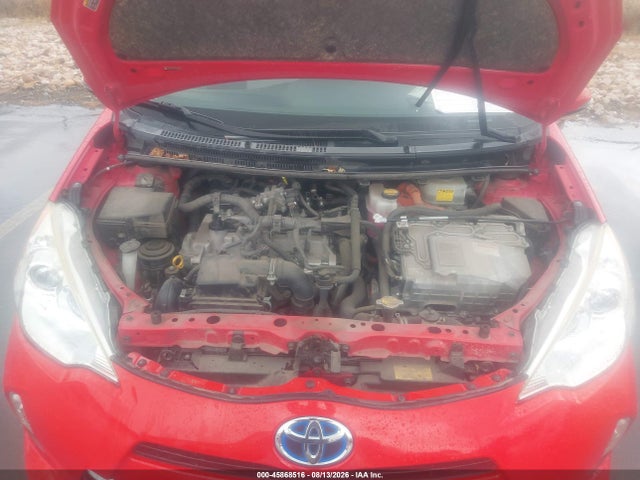 Toyota Prius C Two 2014 JTDKDTB37E1562792 Image 9