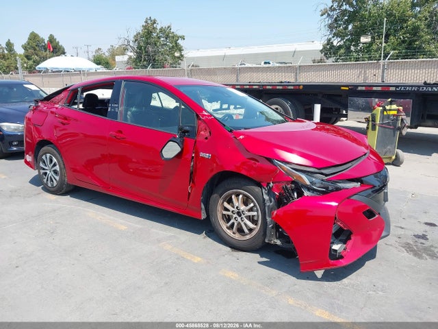 Toyota Prius Prime Xle 2020 JTDKARFP2L3132615 головне зображення