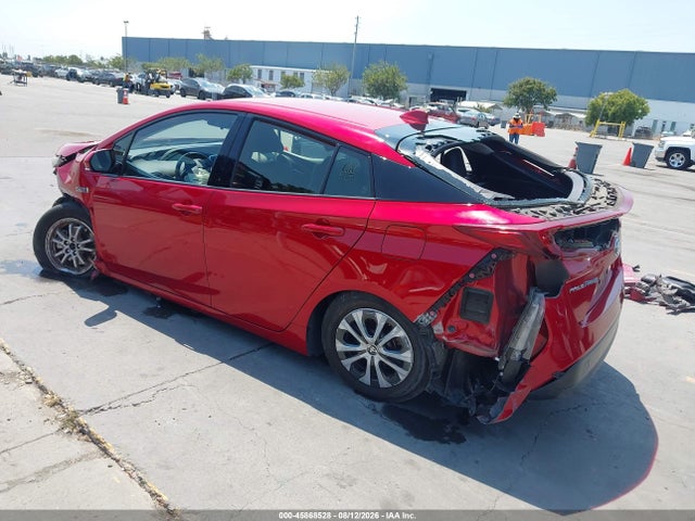 JTDKARFP2L3132615 Toyota Prius Prime Xle