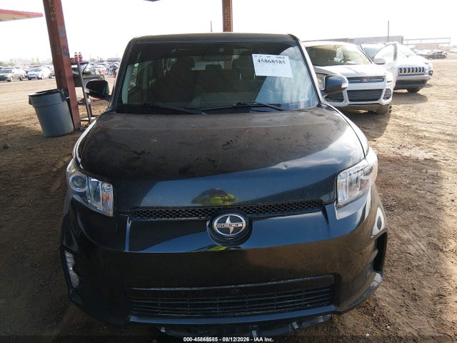 Scion XB 2014 JTLZE4FE4EJ059903 Image 12