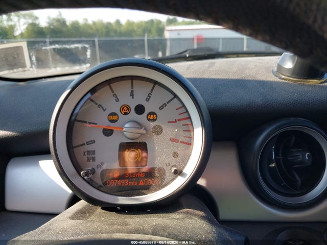 45868678 :رقم المزاد ، WMWMF33549TU75572 vin ، 2009 Mini Cooper مزاد بيع