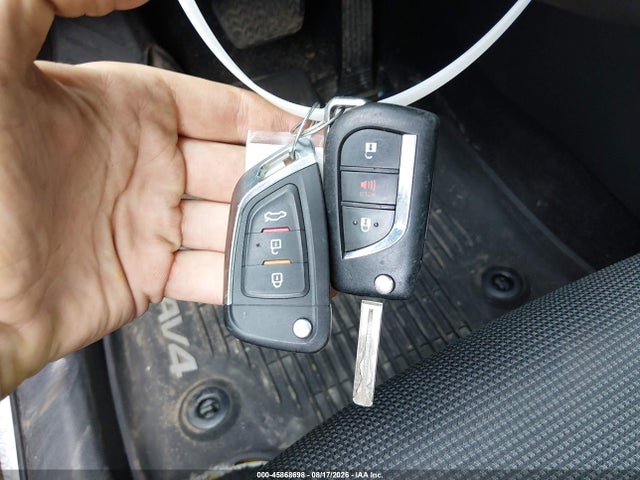 45868698 :رقم المزاد ، 2T3F1RFV7LW096336 vin ، 2020 Toyota Rav4 Le مزاد بيع