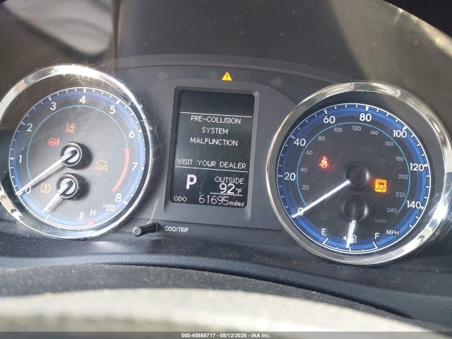 45868717 :رقم المزاد ، 2T1BURHE3JC100439 vin ، 2018 Toyota Corolla Le مزاد بيع