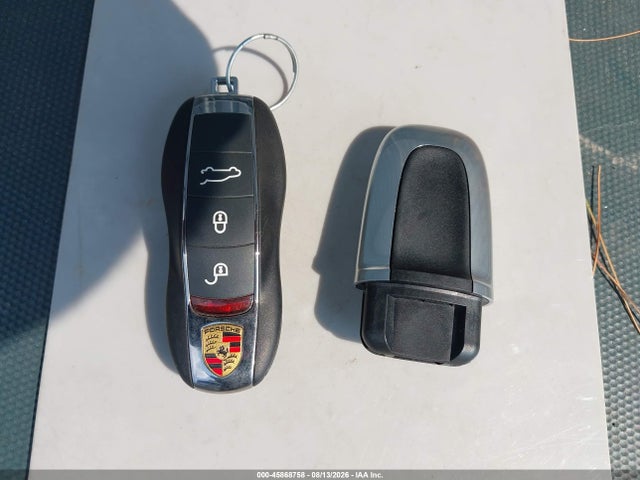 45868758 :رقم المزاد ، WP1AA2A5XJLB13721 vin ، 2018 Porsche Macan Sport Edition مزاد بيع