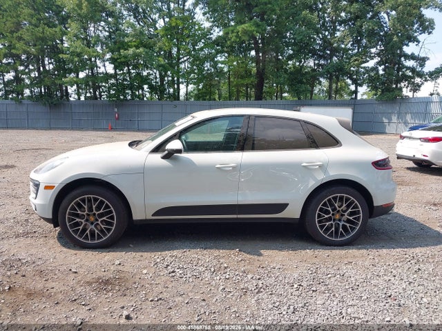 45868758 :رقم المزاد ، WP1AA2A5XJLB13721 vin ، 2018 Porsche Macan Sport Edition مزاد بيع