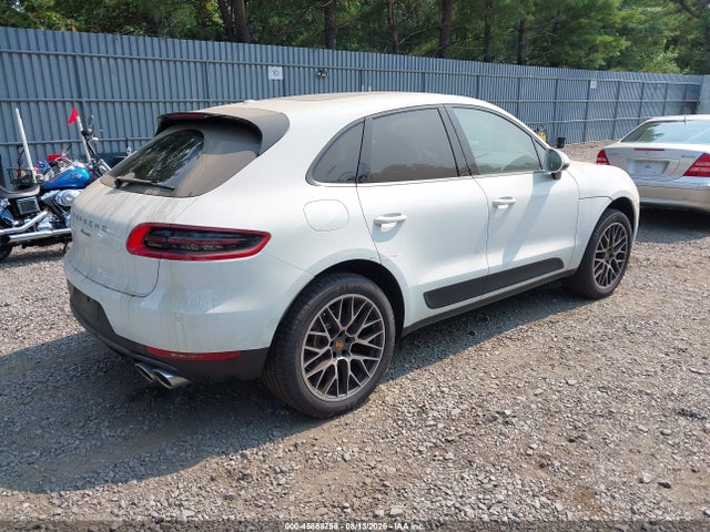 45868758 :رقم المزاد ، WP1AA2A5XJLB13721 vin ، 2018 Porsche Macan Sport Edition مزاد بيع