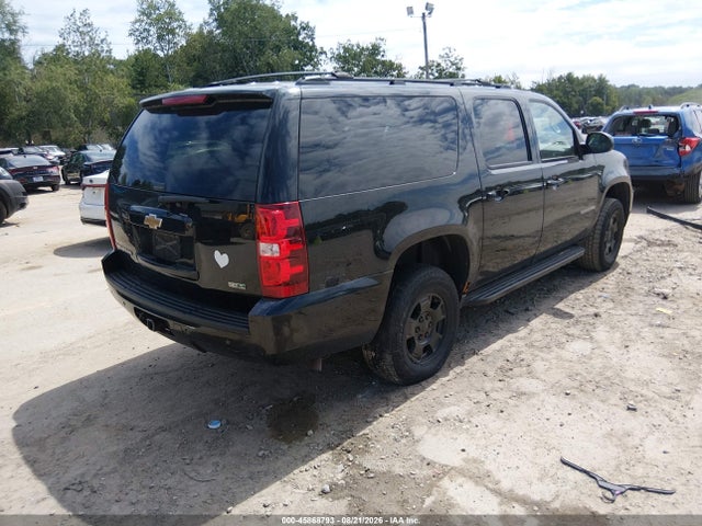 45868793 :رقم المزاد ، 1GNSKJE35BR388344 vin ، 2011 Chevrolet Suburban Lt مزاد بيع