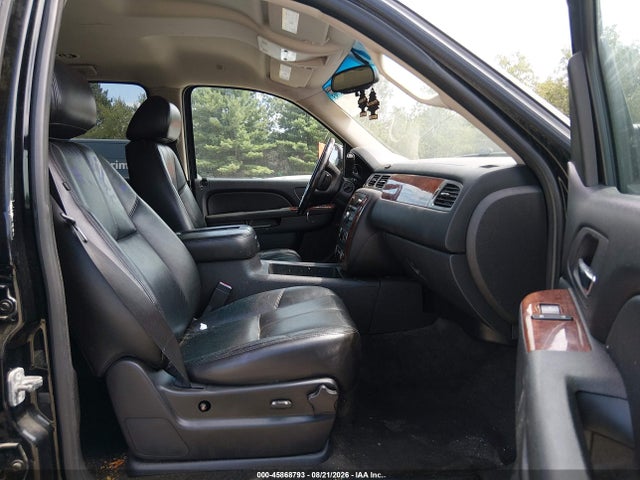 45868793 :رقم المزاد ، 1GNSKJE35BR388344 vin ، 2011 Chevrolet Suburban Lt مزاد بيع