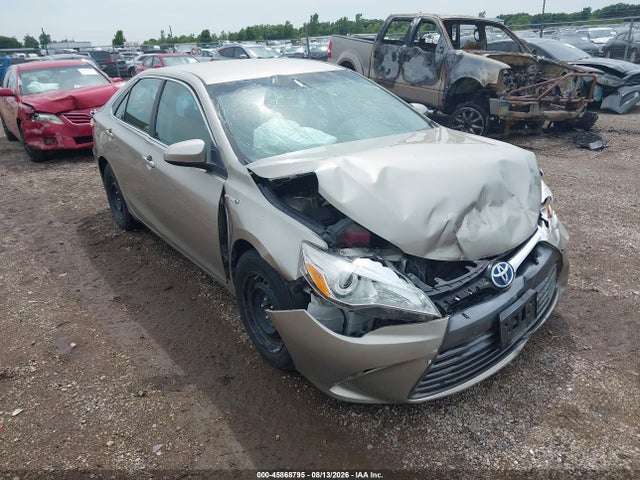 2015 Toyota Camry Hybrid Le მანქანა იყიდება აუქციონზე, vin: 4T1BD1FK2FU169896, აუქციონის ნომერი: 45868795
