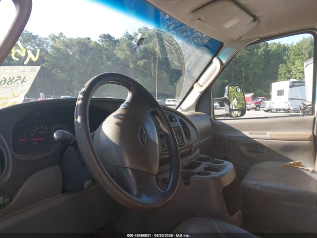45868831 :رقم المزاد ، 1FDWE35LX5HA32328 vin ، 2005 Ford E-350 Cutaway Standard مزاد بيع