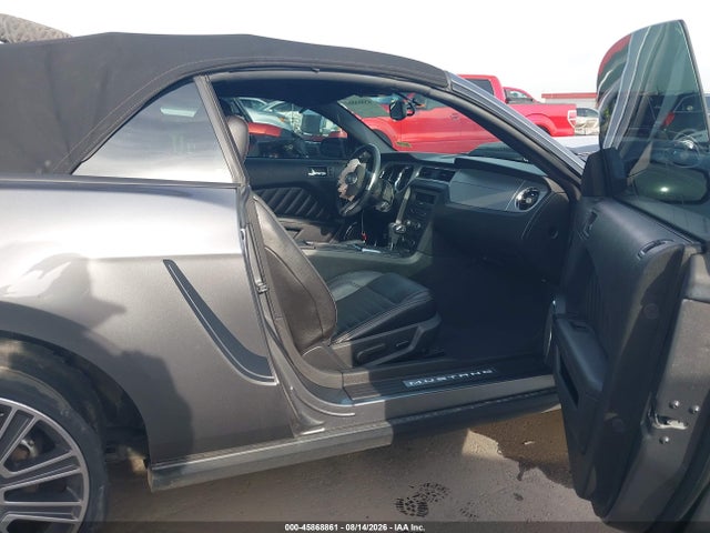 Продаж на аукціоні авто 2010 Ford Mustang Gt/gt Premium, vin: 1ZVBP8FH0A5119829, номер лоту: 45868861
