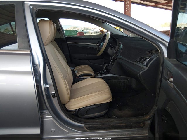 Продаж на аукціоні авто 2017 Hyundai Elantra Limited, vin: 5NPD84LF0HH102155, номер лоту: 45868862