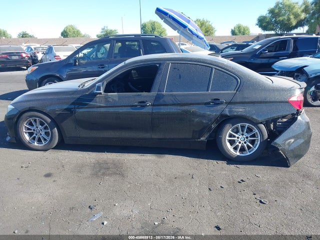 BMW 320i 2017 WBA8E1G50HNU15066 Image 14
