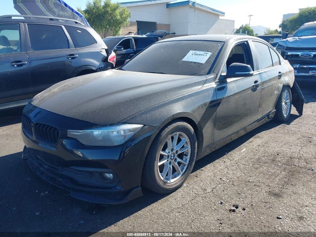 BMW 320i 2017 WBA8E1G50HNU15066 Image 2