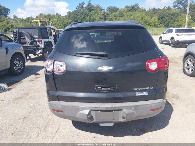 45868983 :رقم المزاد ، 1GNKRJED2BJ106888 vin ، 2011 Chevrolet Traverse Lt W/2lt مزاد بيع