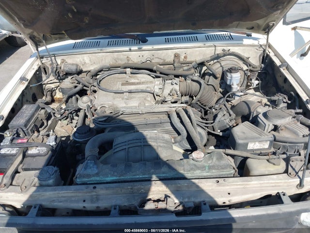Продажа на аукционе авто 1990 Toyota Pickup Cab Chassis Super Long Wb, vin: JT5VN94T6L0017112, номер лота: 45869003