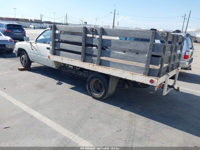 Продажа на аукционе авто 1990 Toyota Pickup Cab Chassis Super Long Wb, vin: JT5VN94T6L0017112, номер лота: 45869003