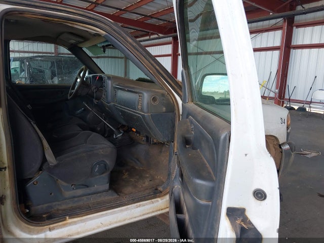 45869017 :رقم المزاد ، 1GTEK14V0XZ527960 vin ، 1999 Gmc New Sierra 1500 Sl مزاد بيع
