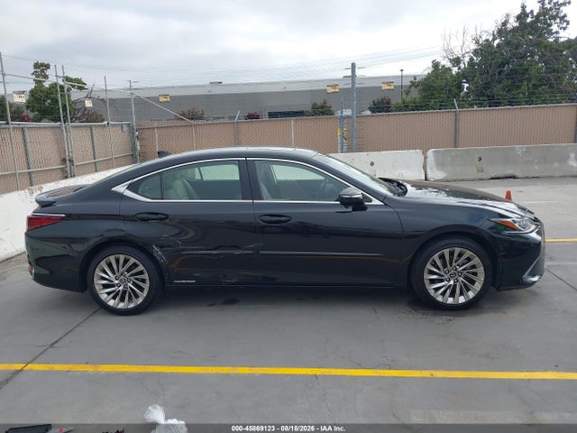 45869123 :رقم المزاد ، JTHB21B15K2023777 vin ، 2019 Lexus Es 300h Luxury مزاد بيع