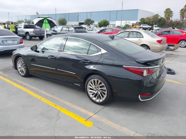 45869123 :رقم المزاد ، JTHB21B15K2023777 vin ، 2019 Lexus Es 300h Luxury مزاد بيع