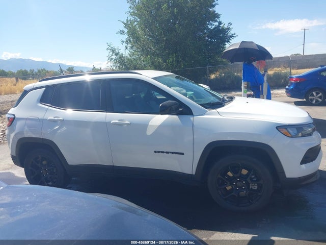 3C4NJDBN3ST539589 Jeep Compass Latitude 4x4