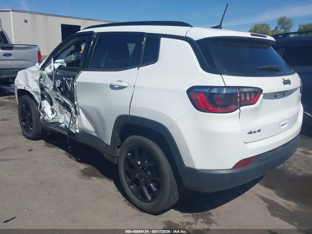 3C4NJDBN3ST539589 Jeep Compass Latitude 4x4